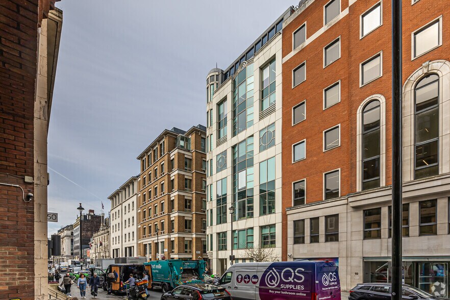 13 Great Marlborough St, Londres à louer - Photo de l’immeuble – Image 2 sur 3