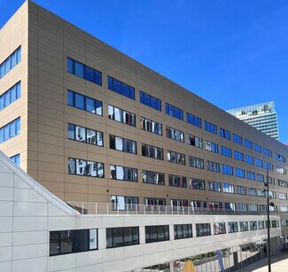 Plus de détails pour 48 Boulevard Saade - Quai Lazaret, Marseille - Bureau à louer