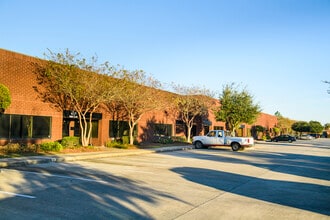 14141 Airline Hwy, Baton Rouge, LA à louer Photo de l’immeuble– Image 1 sur 1