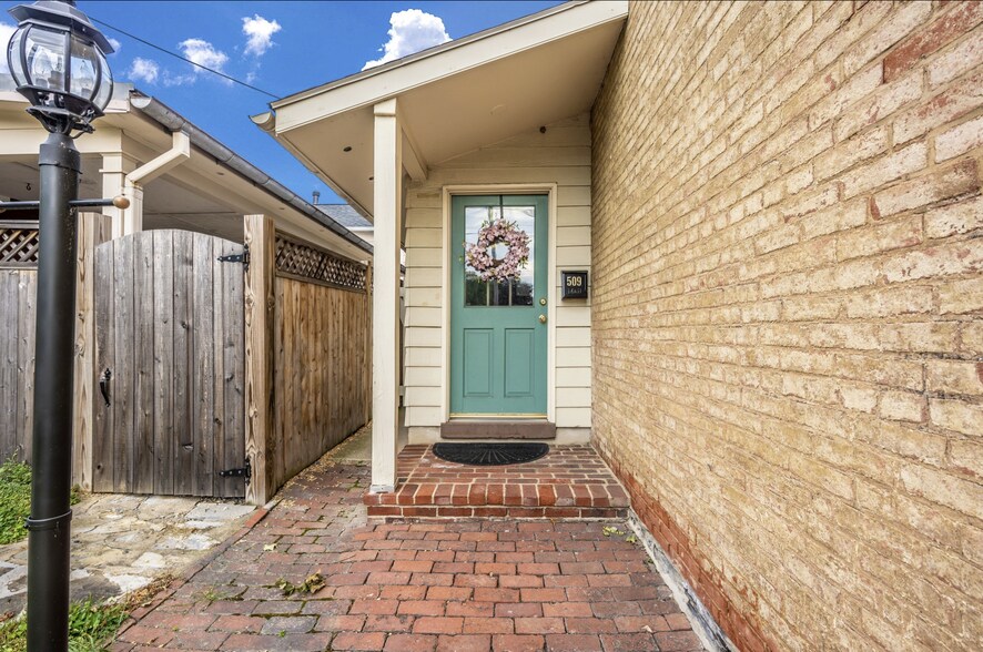 509 S Market St, Frederick, MD à vendre - Photo de l’immeuble – Image 3 sur 32