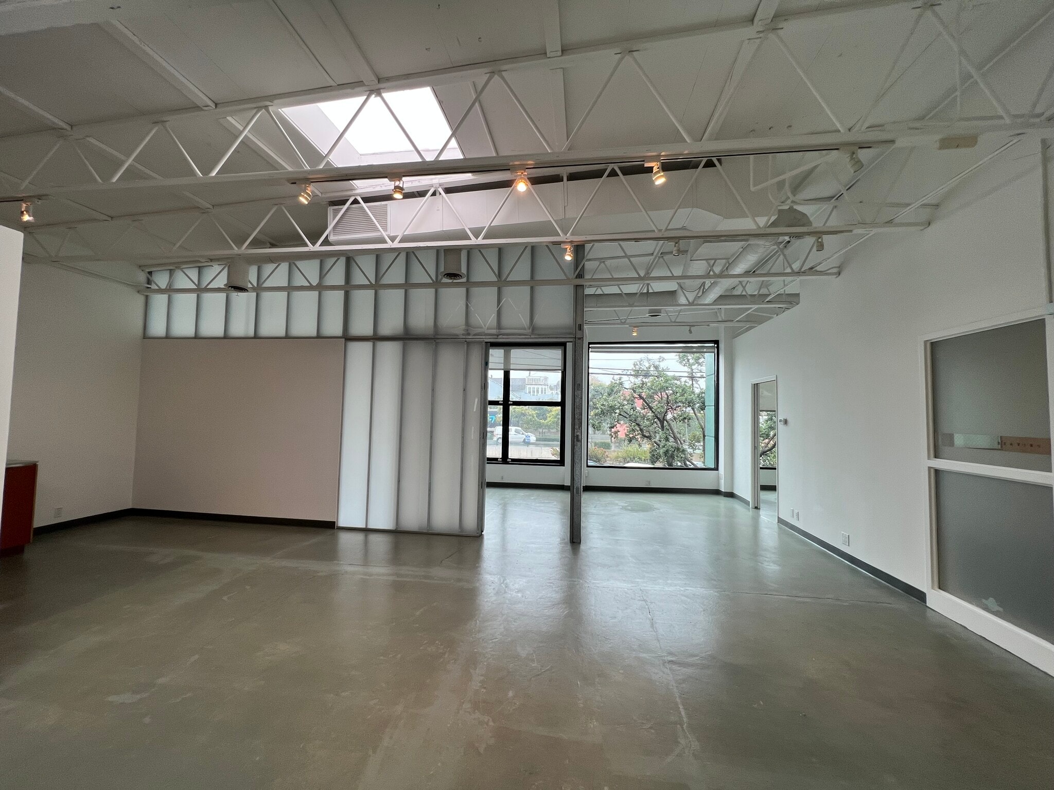 2430-2434 Main St, Santa Monica, CA à louer Photo intérieure– Image 1 sur 9