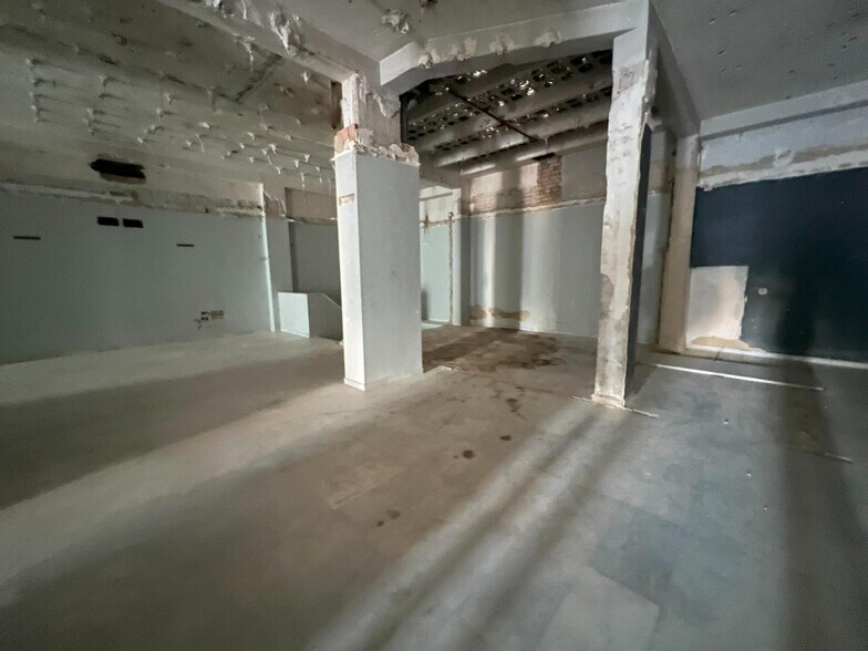 Local commercial dans Córdoba, Córdoba à louer - Photo de l’immeuble – Image 3 sur 16