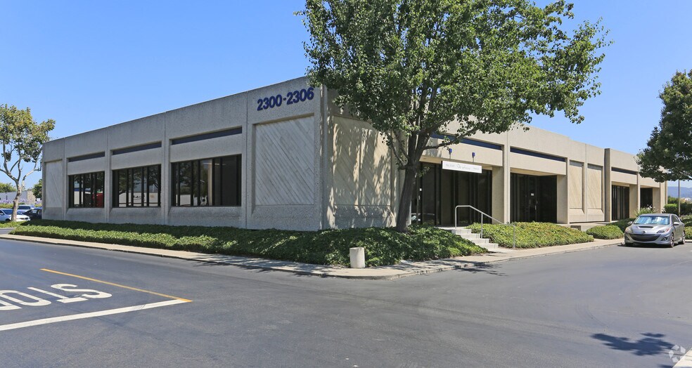 1821-1827 Marina Blvd, San Leandro, CA à louer - Photo de l’immeuble – Image 3 sur 7