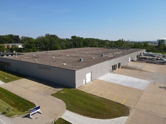 Plus de détails pour 1675 NE 51st Ave, Des Moines, IA - Industriel/Logistique à louer