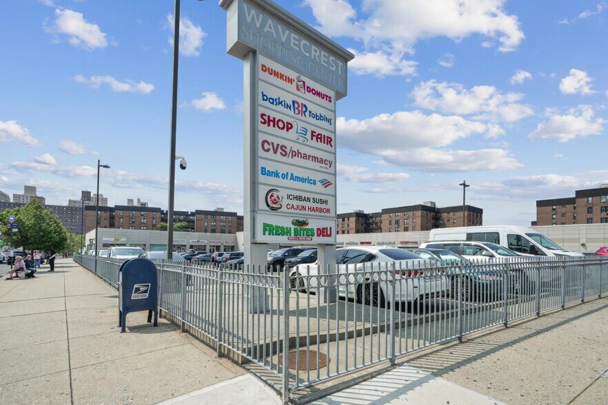 229-265 Beach 20Th St, Far Rockaway, NY à louer - Photo de l’immeuble – Image 3 sur 3