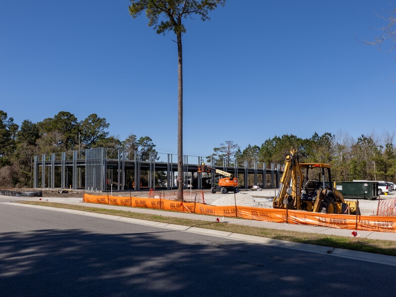 701 Piner rd, Wilmington, NC à louer - Photo de la construction – Image 3 sur 6