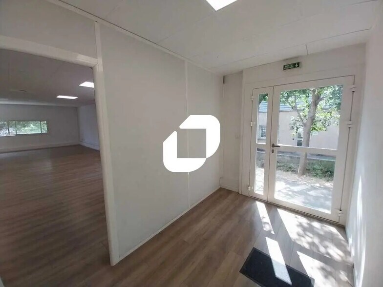 Bureau dans Montpellier à louer - Photo de l’immeuble – Image 3 sur 19