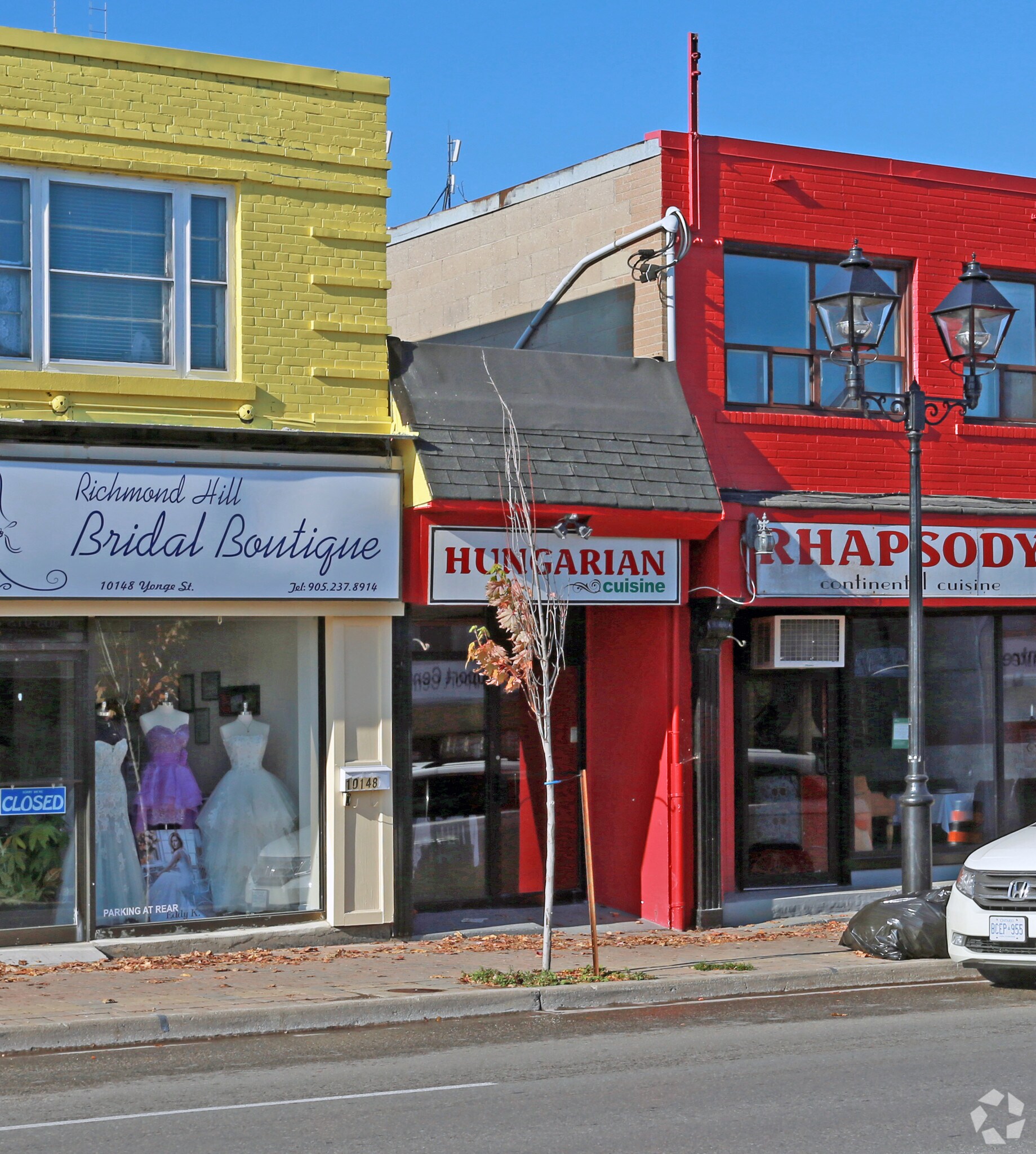10152 Yonge St, Richmond Hill, ON à vendre Photo principale– Image 1 sur 5