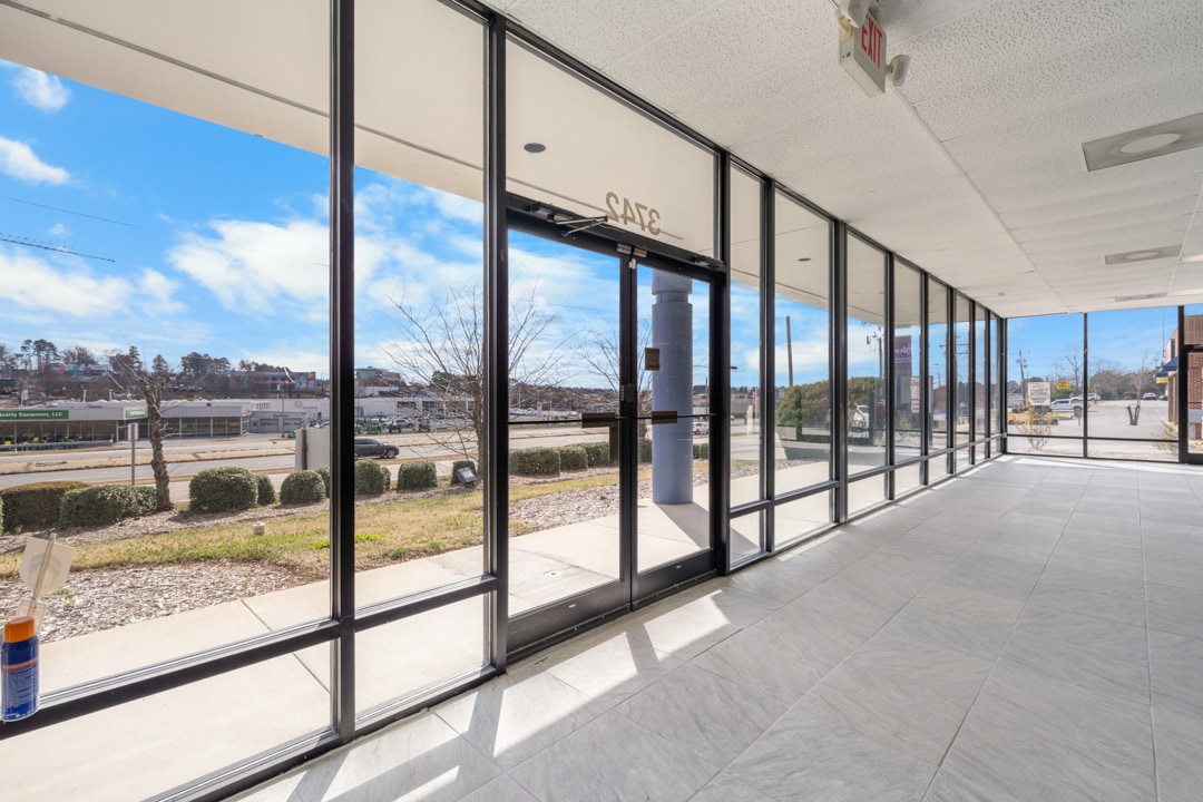 3742 Durham Chapel Hill Blvd, Durham, NC à louer Photo intérieure– Image 1 sur 9