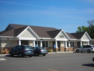 151 Saint Andrews Ct, Mankato, MN à louer Photo principale– Image 1 sur 15