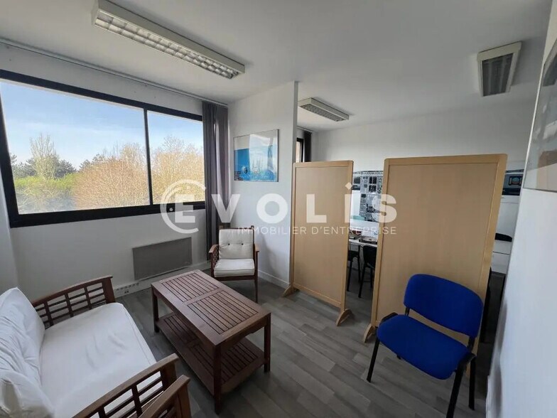 Bureau dans Noisy-le-Grand à vendre - Photo intérieure – Image 3 sur 7