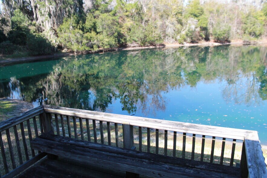 6817 Southpoint Pky, Jacksonville, FL à vendre - Photo de l’immeuble – Image 3 sur 57