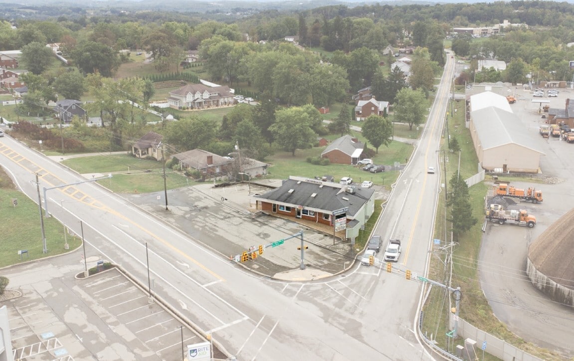 3535 Route 130, Harrison City, PA à vendre Photo principale– Image 1 sur 2