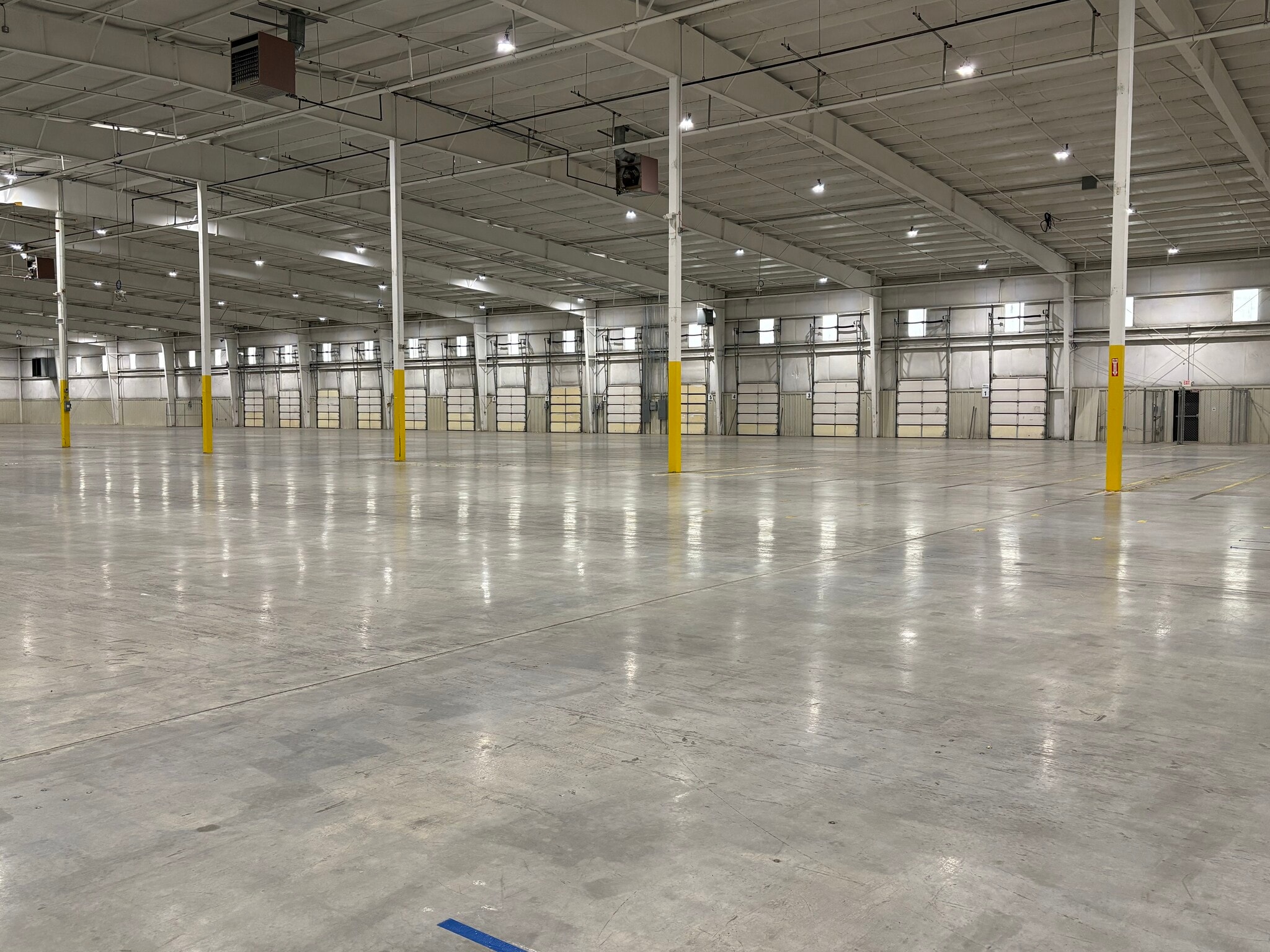 2145 Burton Branch Rd, Cookeville, TN à louer Photo intérieure– Image 1 sur 8