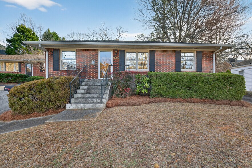 1393 Church St, Decatur, GA à vendre - Photo de l’immeuble – Image 2 sur 32