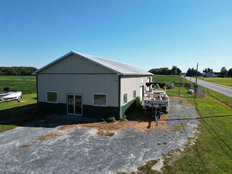 1 Commerce Ln, Ridgely, MD à vendre - Photo de l’immeuble – Image 3 sur 11