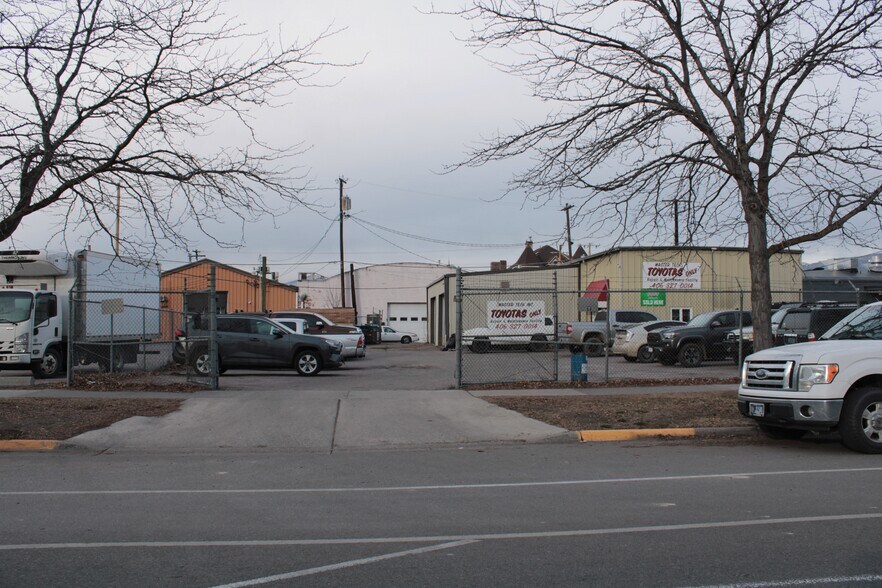 128 S 5th St W, Missoula, MT à louer - Photo de l’immeuble – Image 2 sur 7