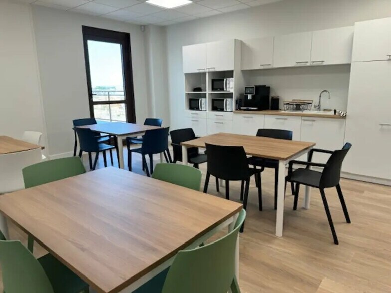 Bureau dans Genas à louer - Photo intérieure – Image 3 sur 5