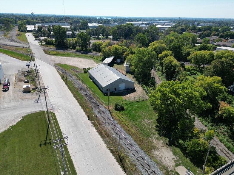 1893 W Spencer St, Appleton, WI à vendre - Photo de l’immeuble – Image 2 sur 5