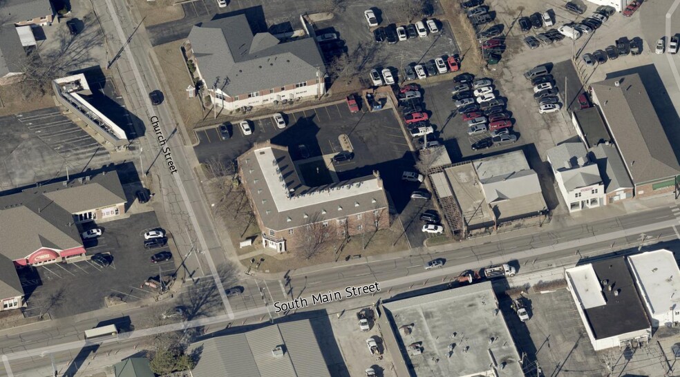 225 S Main St, O'Fallon, MO à louer - Photo de l’immeuble – Image 3 sur 8