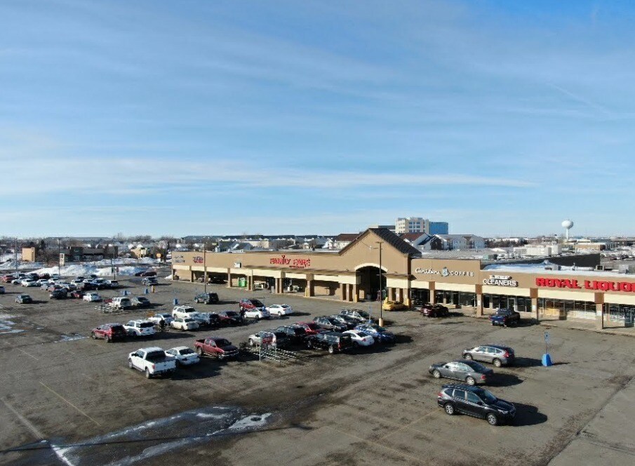 3051 S 25th St, Fargo, ND à louer Photo principale– Image 1 sur 3