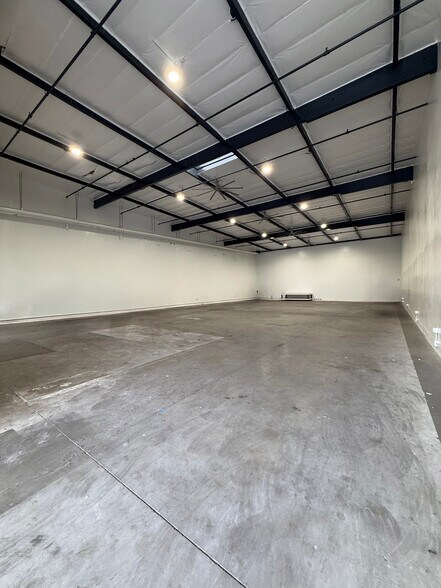 701-717 E Gardena Blvd, Carson, CA à vendre - Photo de l’immeuble – Image 2 sur 2