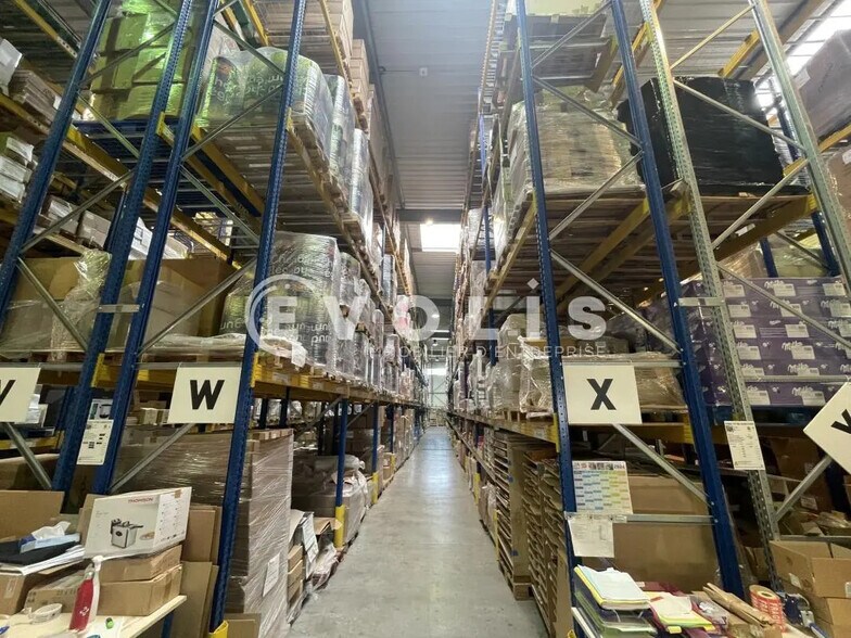 Industriel/Logistique dans Lieusaint à louer - Photo de l’immeuble – Image 2 sur 10