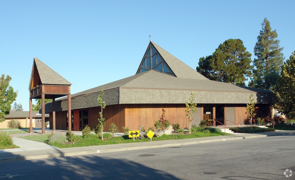 231 Sunset Ave, Sunnyvale, CA à louer - Photo principale – Image 1 sur 2