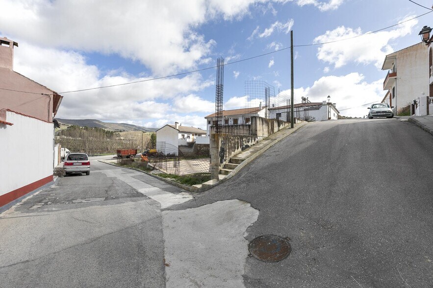 Calle Alcalde Manuel Ruiz, Fornes, Granada à vendre - Photo de l’immeuble – Image 3 sur 14