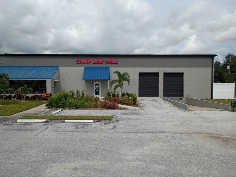 13214 38th St N, Clearwater, FL à vendre - Photo de l’immeuble – Image 1 sur 22