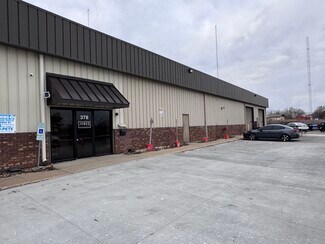 Plus de détails pour 378 Sundown Rd, South Elgin, IL - Industriel/Logistique à louer