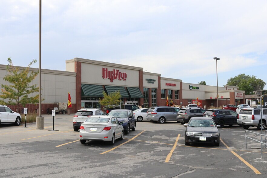 3800 Lincoln Way, Ames, IA à louer - Photo de l’immeuble – Image 2 sur 2