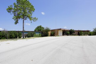 Plus de détails pour 1301 Hospital Blvd, Floresville, TX - Santé à vendre
