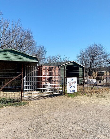 1401 Chestnut St, Bastrop, TX à vendre - Photo de l’immeuble – Image 2 sur 6