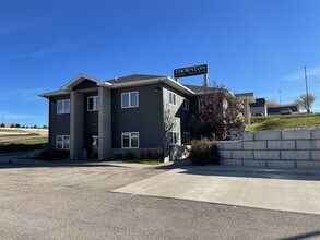 330 Knollwood Dr, Rapid City, SD à vendre Photo de l’immeuble– Image 1 sur 9