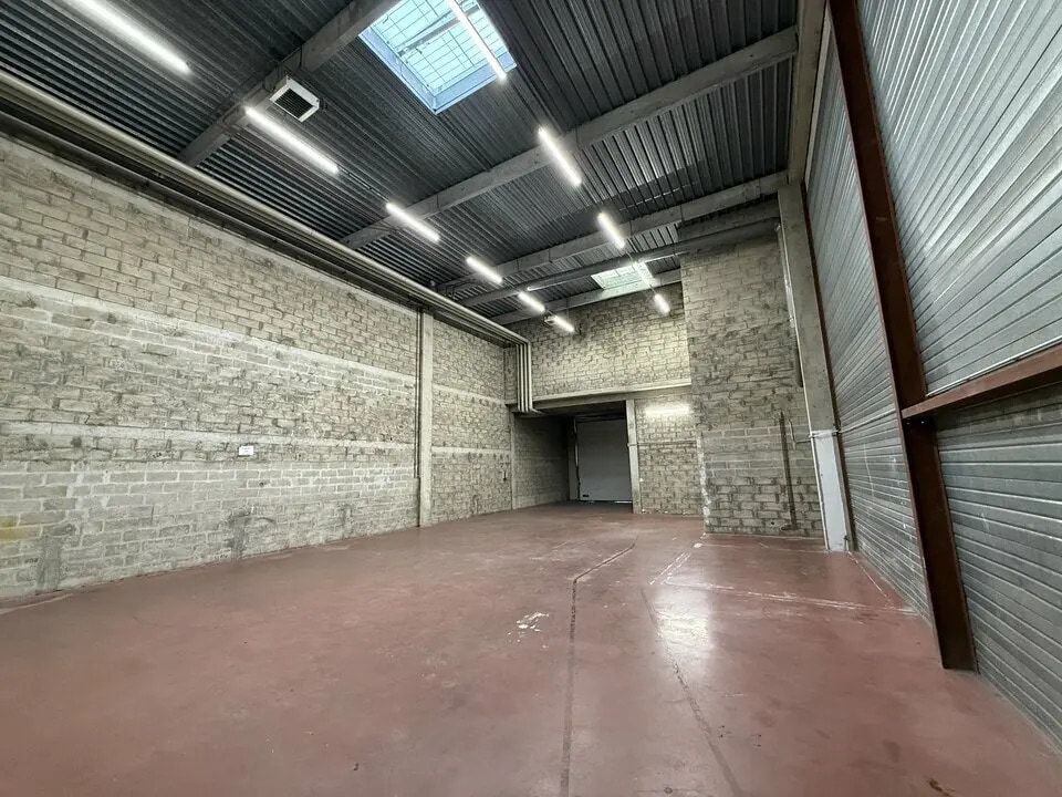 114 Avenue Louis Roche, Gennevilliers à louer Photo de l’immeuble– Image 1 sur 4