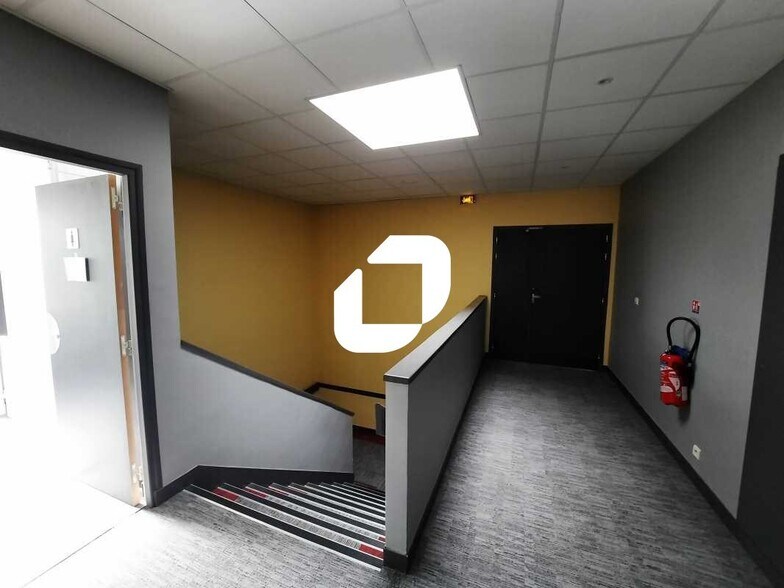 10 Ter Avenue Du Québec, Villebon-sur-Yvette à louer - Photo intérieure – Image 3 sur 12