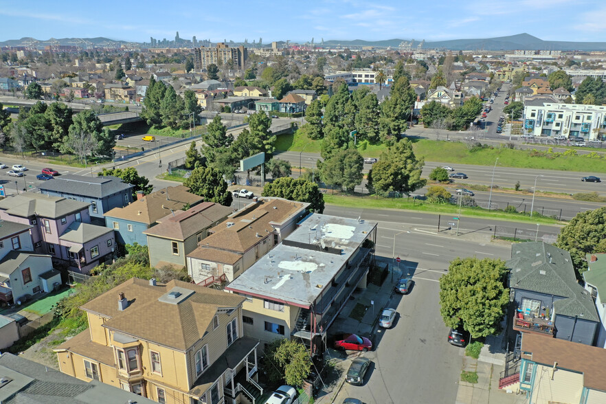 1830 Castro St, Oakland, CA à vendre - Aérien – Image 3 sur 10