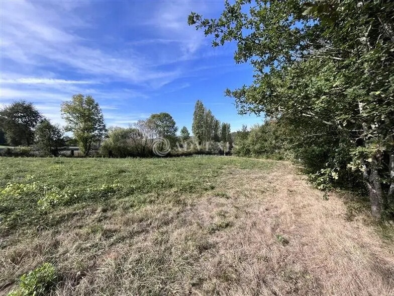 Terrain dans Ussac à vendre - Photo de l’immeuble – Image 3 sur 3