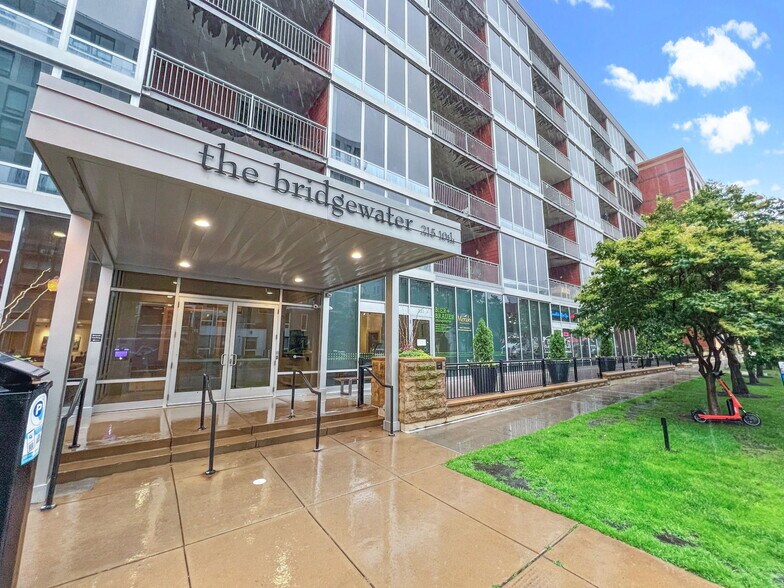 1024 Washington Ave S, Minneapolis, MN à vendre - Photo de l’immeuble – Image 2 sur 26