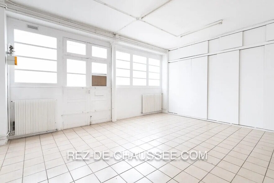 Local commercial dans Paris à vendre - Photo de l’immeuble – Image 2 sur 9