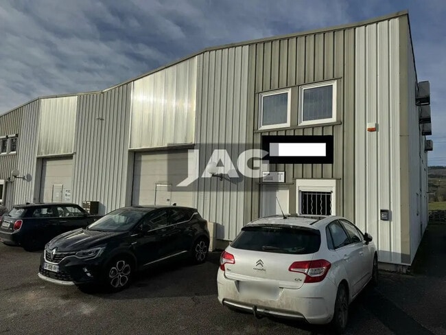 Plus de détails pour Bureau, Local d'activités à louer