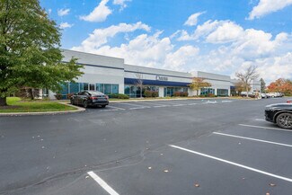 Plus de détails pour 10022 Lantern Rd, Fishers, IN - Local d’activités à vendre
