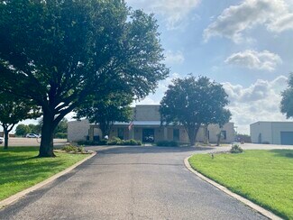Plus de détails pour 5113 Steinbeck Bend Dr, Waco, TX - Bureau à louer