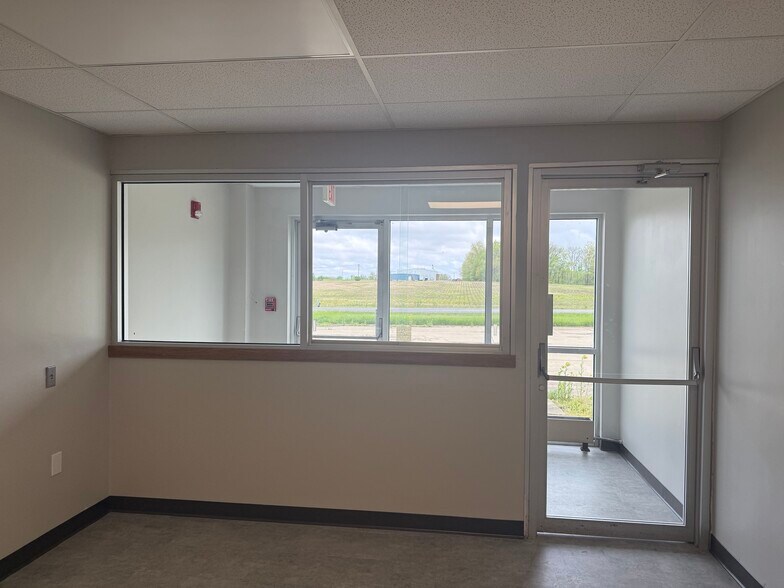1615 W McDonald St, Hartford City, IN à vendre - Photo de l’immeuble – Image 2 sur 14