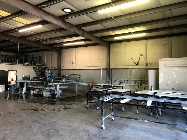 3106 W Lincoln St, Phoenix, AZ à louer - Photo intérieure – Image 2 sur 17
