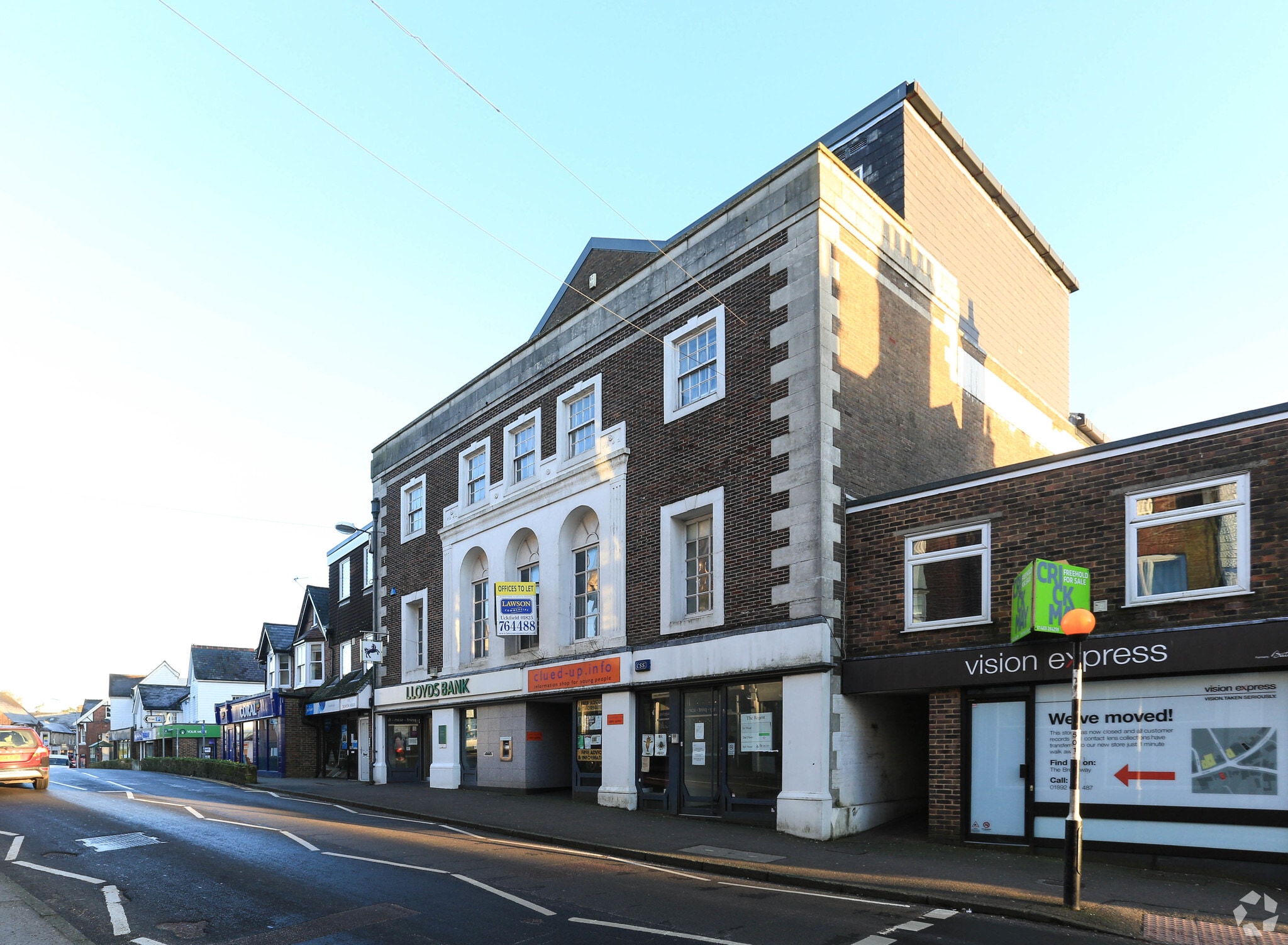 The Broadway, Crowborough à louer Photo principale– Image 1 sur 4