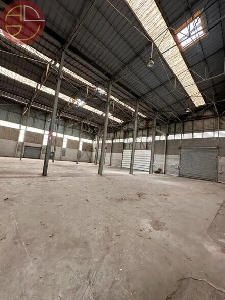 Industriel/Logistique dans Toulouse à louer - Photo de l’immeuble – Image 1 sur 8