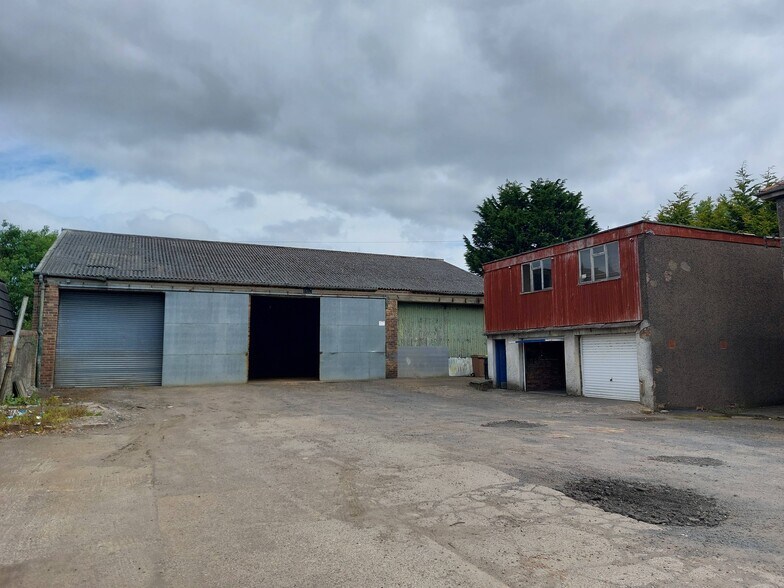 12 Irvine Rd, Crosshouse à louer - Photo de l’immeuble – Image 1 sur 6