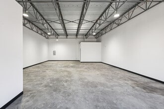 1105 Colorado Ln, Arlington, TX à louer Photo intérieure– Image 2 sur 6